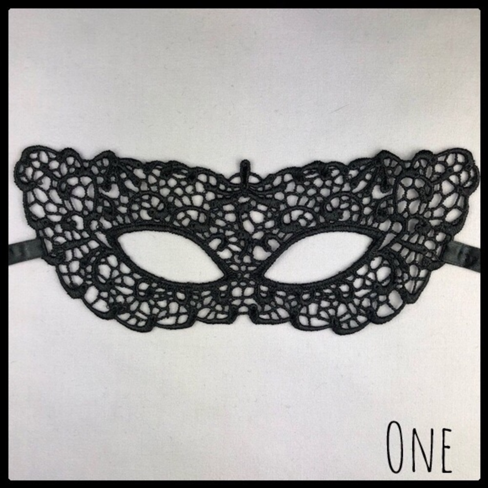 SEXY MARDI GRAS MASKS 2 for $12 - Picture 2 of 4